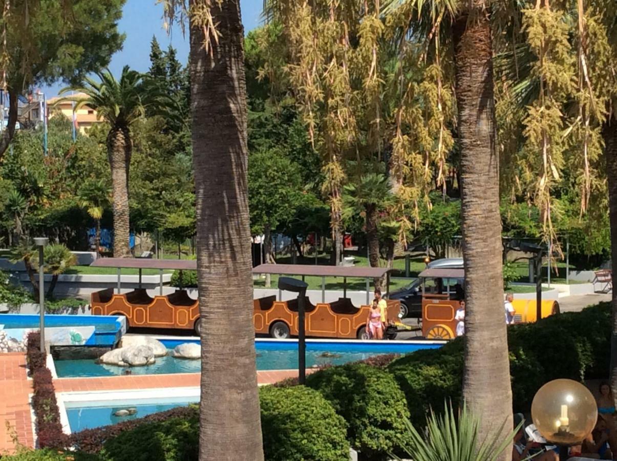 Villaggio Turistico La Mantinera - Appartamenti De Luxe Praia a Mare Exterior photo