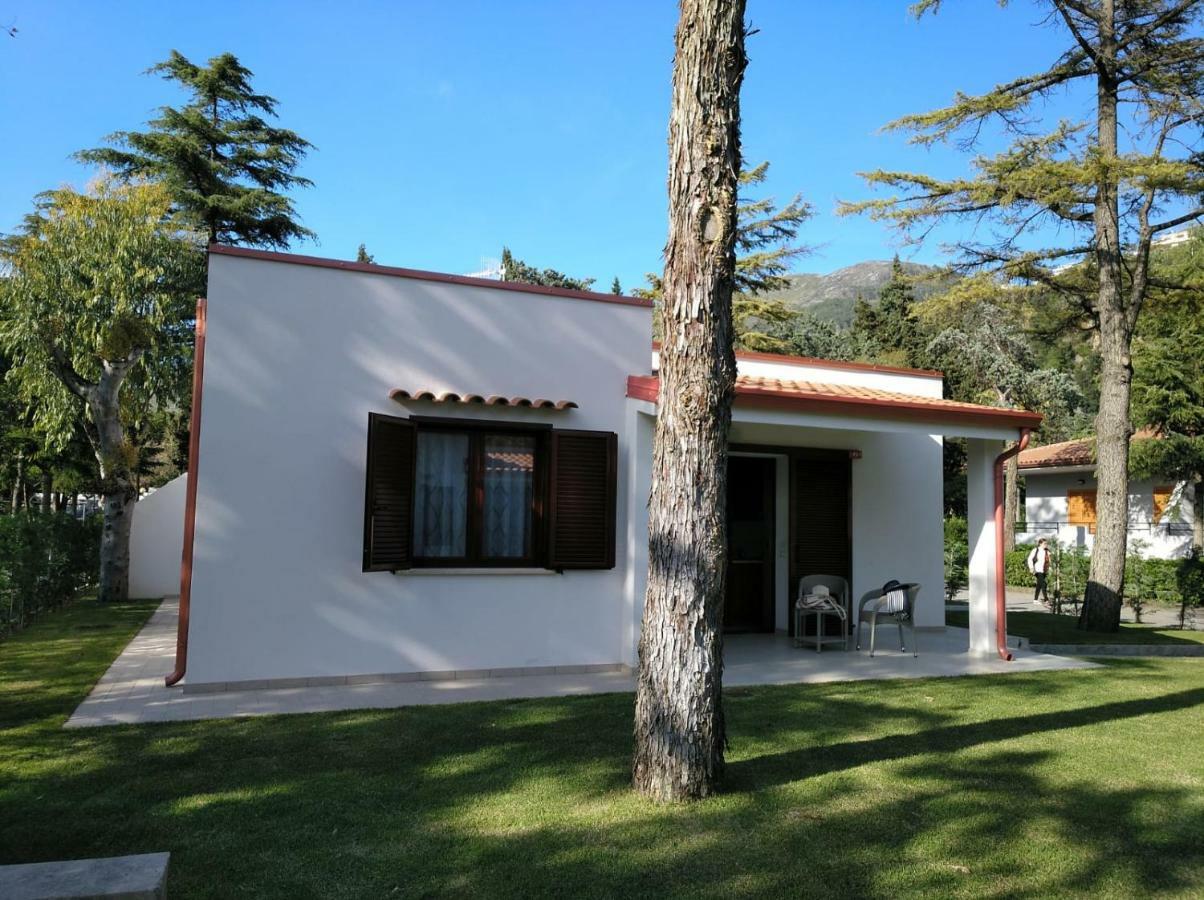 Villaggio Turistico La Mantinera - Appartamenti De Luxe Praia a Mare Exterior photo